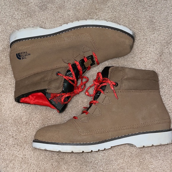 The North Face Boots - Picture 2 of 6